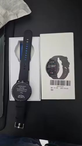 LIGE smartwatch for tracking heart rate and receiving notifications