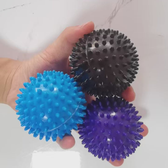 7cm hard spiked massage ball for fitness, physiotherapy, and muscle recovery